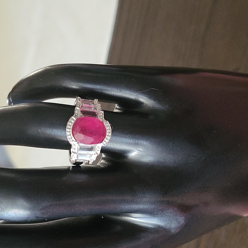 Mahaleo ruby w/ White Topaz ring
